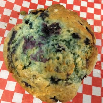 Pizza Cafe - Blueberry muffin - Coffee & Tea Near Me - Whistler, British Columbia