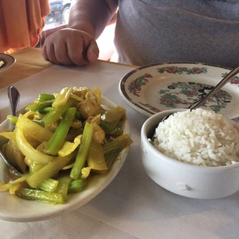 Golden Palace - Chicken curry - Chinese Near Me - Ottawa, Ontario