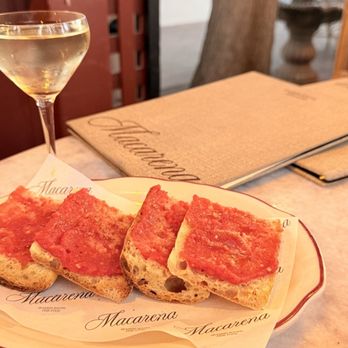 Macarena - Pan con tomate - Spanish Near Me - Palo Alto, California Macarena - Pan con tomate - Spanish Near Me - Palo Alto, California