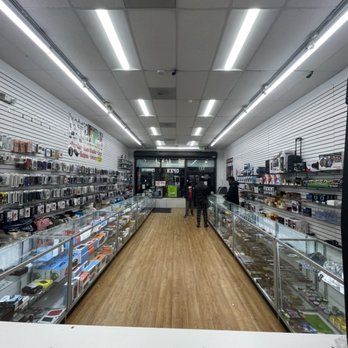 7g mobile phone repair and vape store walton-on-thames reviews 7g Mobile Phone repair and Vape store on Reels main image 1