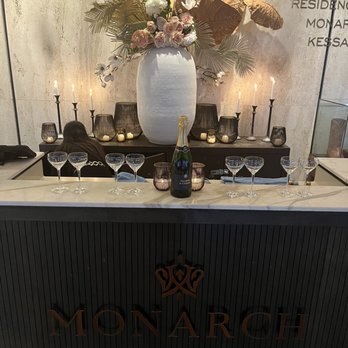 Monarch - Complementary champagne when you enter hotel - Italian Near Me - Dallas, Texas Monarch - Complementary champagne when you enter hotel - Italian Near Me - Dallas, Texas