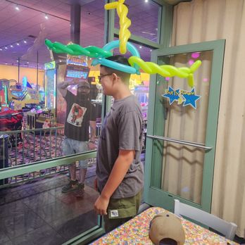 John's Incredible Pizza - Montclair - Arcades Near Me - Montclair, California