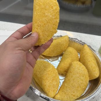 Delicias Caleñas Astoria - Empanadas de solo papa - Empanadas Near Me - Astoria, New York Delicias Caleñas Astoria - Empanadas de solo papa - Empanadas Near Me - Astoria, New York
