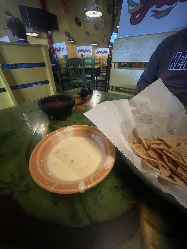 JALAPENOS MEXICAN RESTAURANT Updated September 2024 71 Photos & 106