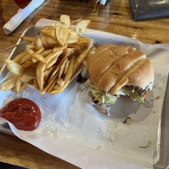 OMG! Burgers & Brew - Pendalton burger - Bars Near Me - Hermiston, Oregon OMG! Burgers & Brew - Pendalton burger - Bars Near Me - Hermiston, Oregon