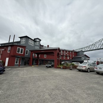 Cannery Pier Hotel & Spa - Hotels Near Me - Astoria, Oregon Cannery Pier Hotel & Spa - Hotels Near Me - Astoria, Oregon