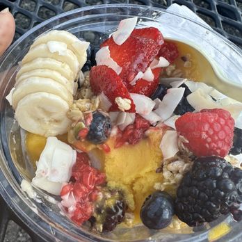 Lava Bowlz - Mango/coconut fruit bowl - Acai Bowls Near Me - Olympia, Washington