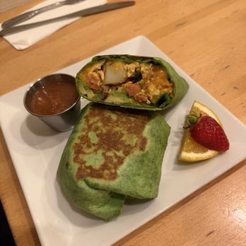 Café Kaila - Breakfast & Brunch Near Me - Honolulu, Hawaii