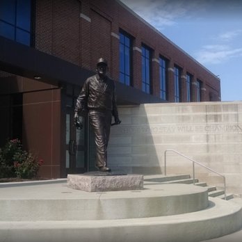Schembechler Hall's Towsley Museum - At the entrance Bo Schembechler Statue out front of Schembechler Hall - Museums Near Me - Ann Arbor, Michigan Schembechler Hall's Towsley Museum - At the entrance Bo Schembechler Statue out front of Schembechler Hall - Museums Near Me - Ann Arbor, Michigan