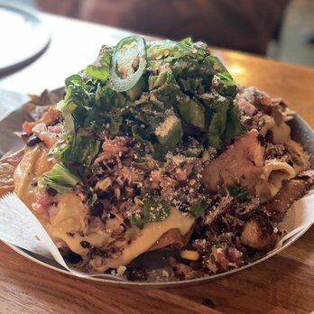 Brew Craft Bar & Kitchen - Pimento Beer Cheese Nachos with Braised Chicken - New American Near Me - Chesterfield, Virginia