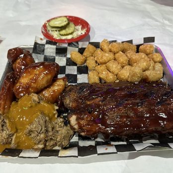 Dick’s Last Resort - My BBQ Combo. - Bars Near Me - Las Vegas, Nevada