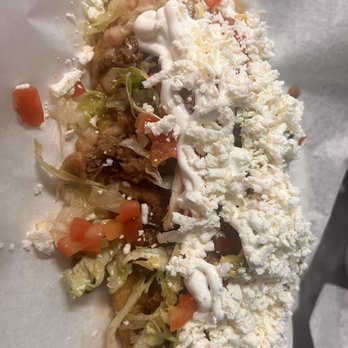 El Rodeo Taqueria - huaraches de asada, more like ground beef with a taste of spoiled blood - Mexican Near Me - Fresno, California El Rodeo Taqueria - huaraches de asada, more like ground beef with a taste of spoiled blood - Mexican Near Me - Fresno, California