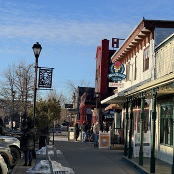 MacKay's Ice Cream - Ice Cream & Frozen Yogurt Near Me - Cochrane, Alberta