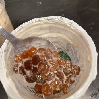 R&B Tea - Big chunk of boba. Unable to drink with straw. - Coffee & Tea Near Me - Norwalk, California