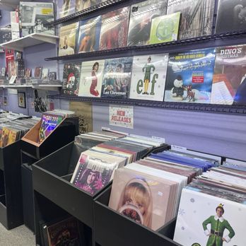 Salty Dog Records - Vinyl and CDs - Vinyl Records Near Me - Sarasota, Florida Salty Dog Records - Vinyl and CDs - Vinyl Records Near Me - Sarasota, Florida