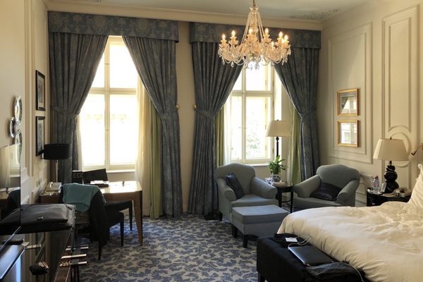 Four Seasons Hotel Prague by null