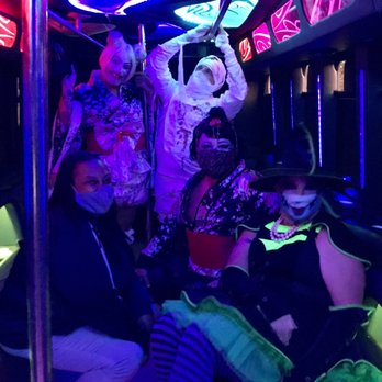 Fun Way To Go - Limos Near Me - Seattle, Washington Fun Way To Go - Limos Near Me - Seattle, Washington