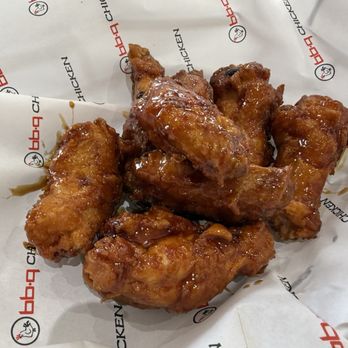 bb.q Chicken East Colonial - Soy Garlic Wings small (8 pieces) - Korean Near Me - Orlando, Florida bb.q Chicken East Colonial - Soy Garlic Wings small (8 pieces) - Korean Near Me - Orlando, Florida