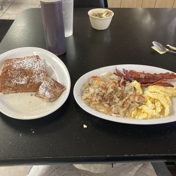 Tony's Diner - French Toast Special - Diners Near Me - Trinidad, Colorado