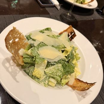 IL Castello di Frabo - Salad - Italian Near Me - Monterrey, NLE