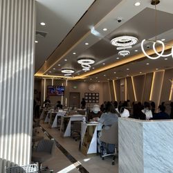 Ly Ly Nails & Spa - Waiting area