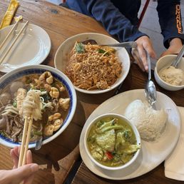 Green curry, beef noodle soup, pad thai