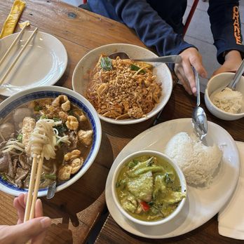 Imm Thai Street Food - Green curry, beef noodle soup, pad thai - Thai Near Me - Berkeley, California