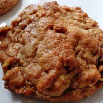 Fratelli Authentic Italian Baking - Oatmeal Raisin Cookie (1.15) - Bakeries Near Me - Vancouver, British Columbia Fratelli Authentic Italian Baking - Oatmeal Raisin Cookie (1.15) - Bakeries Near Me - Vancouver, British Columbia