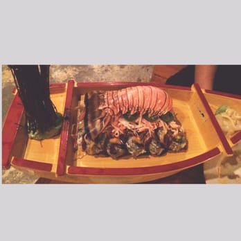 Sea Thai - The Lobster Sushi Roll - Thai Near Me - Brooklyn, New York