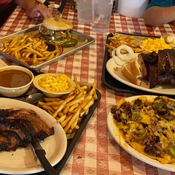 Riscky's BBQ - gunslinger burger (GOOD), full rack at Louis ribs (dry, NOT recommend), beef brisket (dry, NOT recommend), brisket nachos (GOOD) - Barbeque Near Me - Fort Worth, Texas Riscky's BBQ - gunslinger burger (GOOD), full rack at Louis ribs (dry, NOT recommend), beef brisket (dry, NOT recommend), brisket nachos (GOOD) - Barbeque Near Me - Fort Worth, Texas