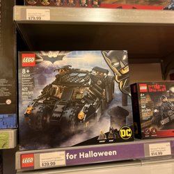 The Lego Store - Bat Tumbler