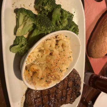 LongHorn Steakhouse - Steakhouse Mac & Cheese, Fresh Steamed Broccoli - Steakhouses Near Me - Grand Prairie, Texas LongHorn Steakhouse - Steakhouse Mac & Cheese, Fresh Steamed Broccoli - Steakhouses Near Me - Grand Prairie, Texas