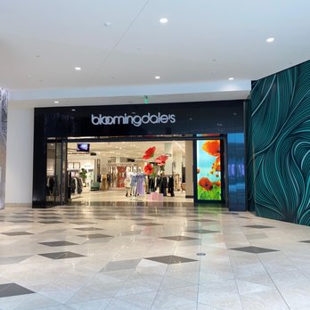 Bloomingdale's - One of the entrances from the mall - Department Stores Near Me - Santa Clara, California