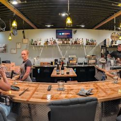 Silver Lining - The bar.