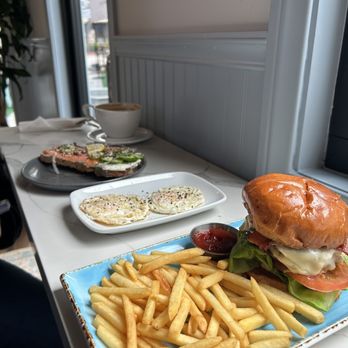 Republik Coffee Burbank - Republik Burger, Salmon Toast - Cafes Near Me - Burbank, California Republik Coffee Burbank - Republik Burger, Salmon Toast - Cafes Near Me - Burbank, California