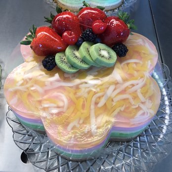 Van's Bakery - Bakeries Near Me - Westminster, California