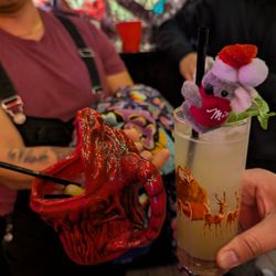 The Sand Dollar Lounge - Holiday cocktails