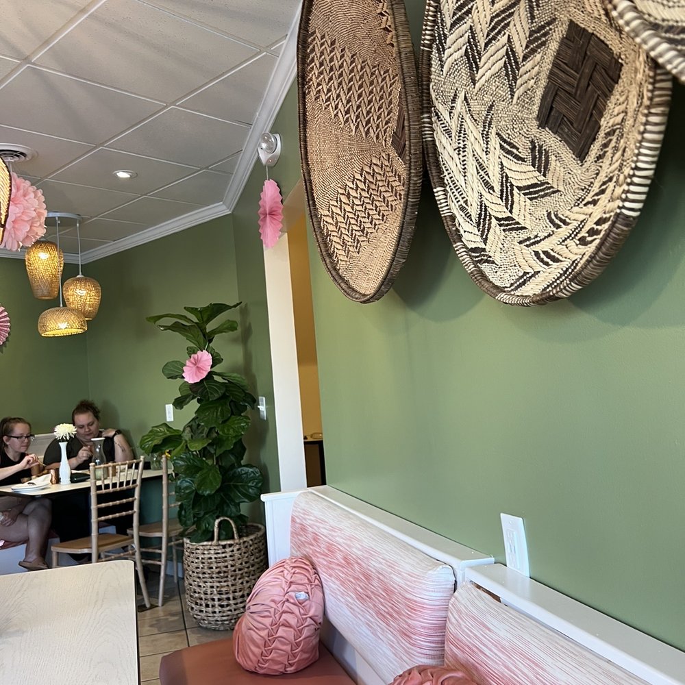 Eden Cafe - dining room - Vegan Near Me - Batavia, New York Eden Cafe - dining room - Vegan Near Me - Batavia, New York