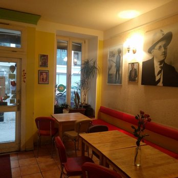 Yoyo Foodworld - Vegan Near Me - Berlin, BE