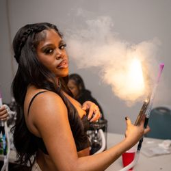 Pull Up Hookah