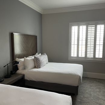 Hotel Winters - Double Queen room - Hotels Near Me - Winters, California