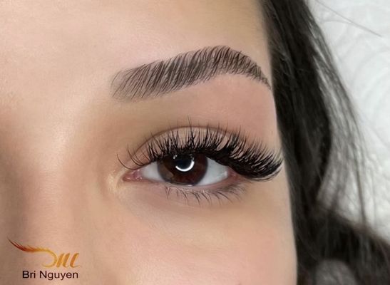 Brow Lamination - We offer 2 options:
- Complete Brow Lamination includes Shaping, Lamination, Tinting and Waxing
- Simple Brow Lamination only
