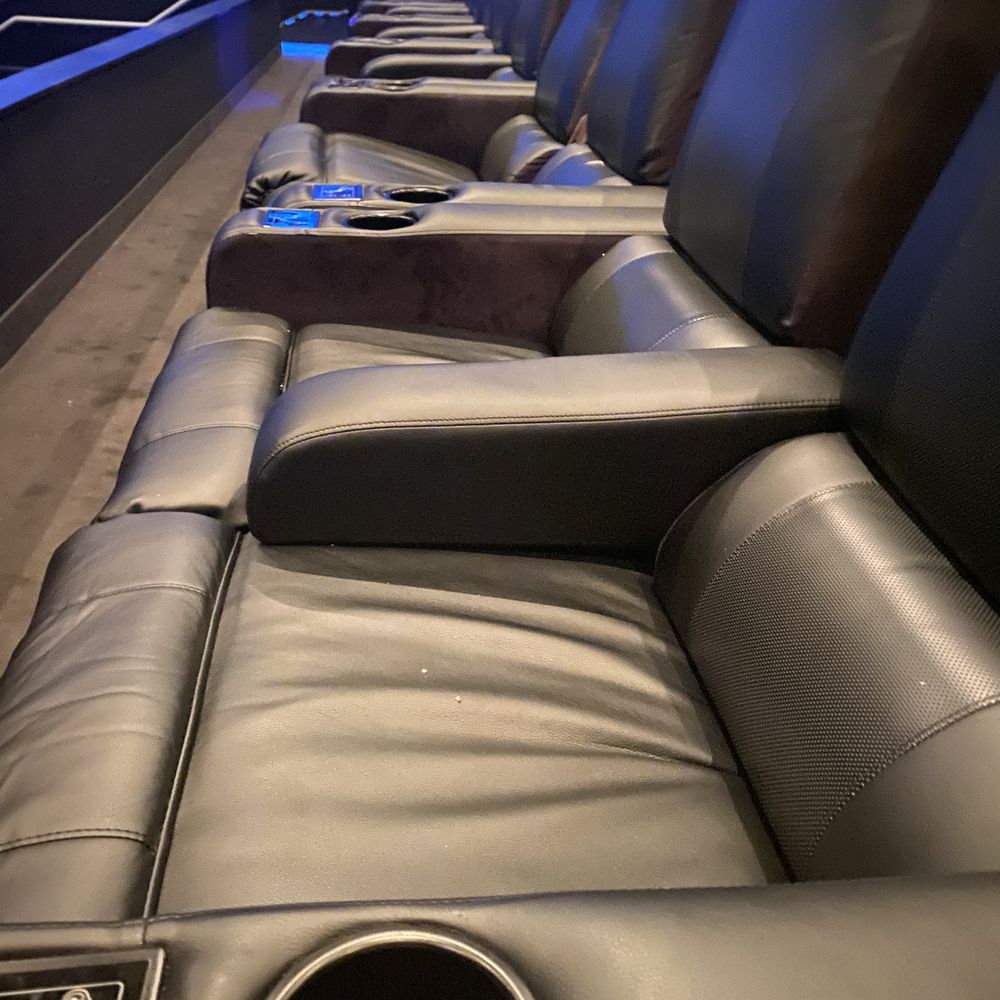 Seats in theatre 2 Seats in theatre 2