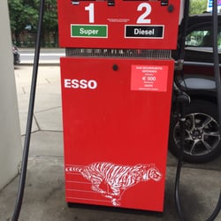 Esso - Alte Säulen....eng