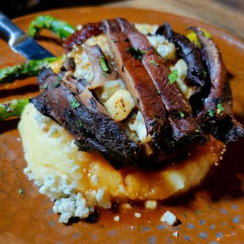 Barrel & Vine - Filet mignon - American Near Me - Lemont, Illinois