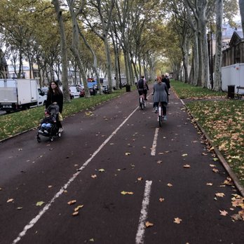 Fat Tire Tours - Bike tours Near Me - Paris, 75