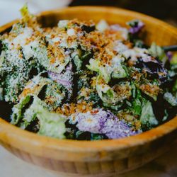 De La Nonna - Cesar salad was tasty.