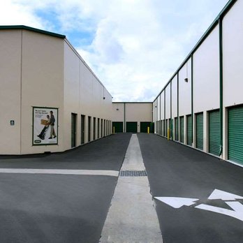 Extra Space Storage - Self Storage Near Me - Hawaiian Gardens, California