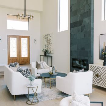 Torc Construction - a modern living room with a fireplace - General Contractors Near Me Torc Construction - a modern living room with a fireplace - General Contractors Near Me