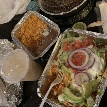 El Gallo Negro 2 - 1. Pollo Enchilada 15. Mole Poblano Platter Margarita - Mexican Near Me - College Point, New York El Gallo Negro 2 - 1. Pollo Enchilada 15. Mole Poblano Platter Margarita - Mexican Near Me - College Point, New York